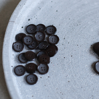 Button 1053, Dark Brown - 12 mm