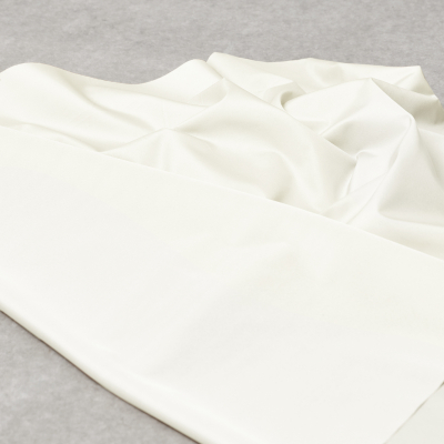 REMNANT  35x150 // Thelma Solid - Creamy White