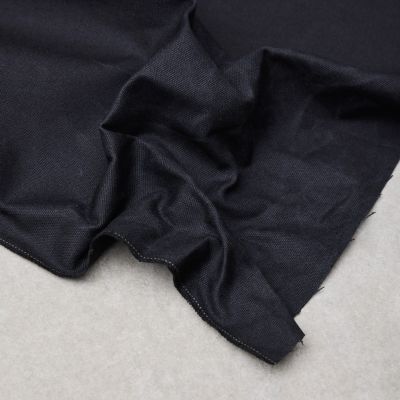 REMNANT  80x140 // Weighty Waxed Cotton - Black
